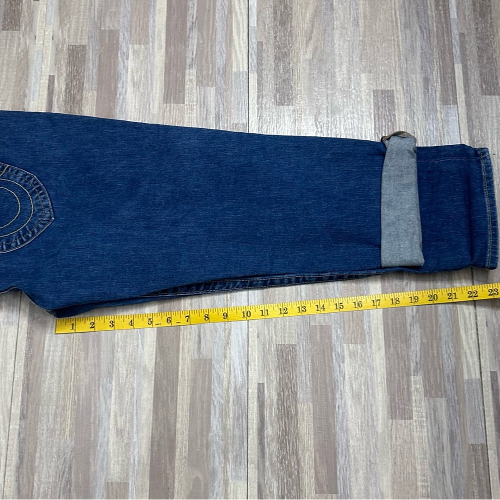True Religion Women's Indigo Cropped Jeans with Signature Pocket Stitching - Picture 10 of 12